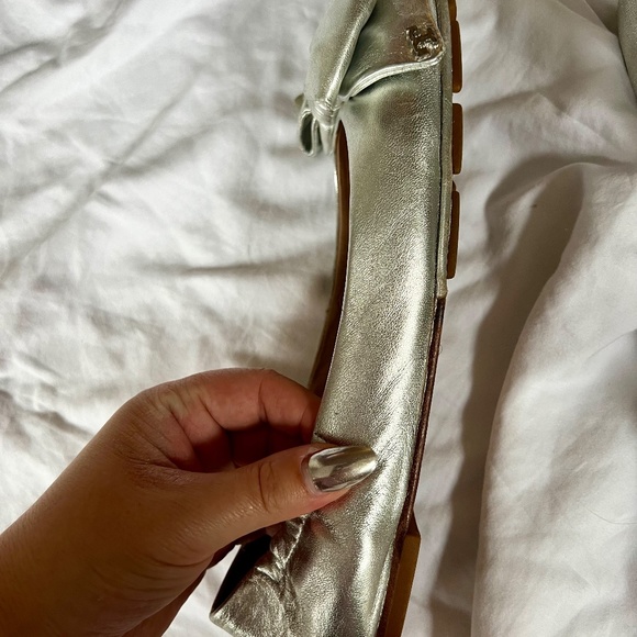 💎 Tory Burch Metallic Silver Divine Bow Ballet Flats Shoe💎 - Picture 5 of 10